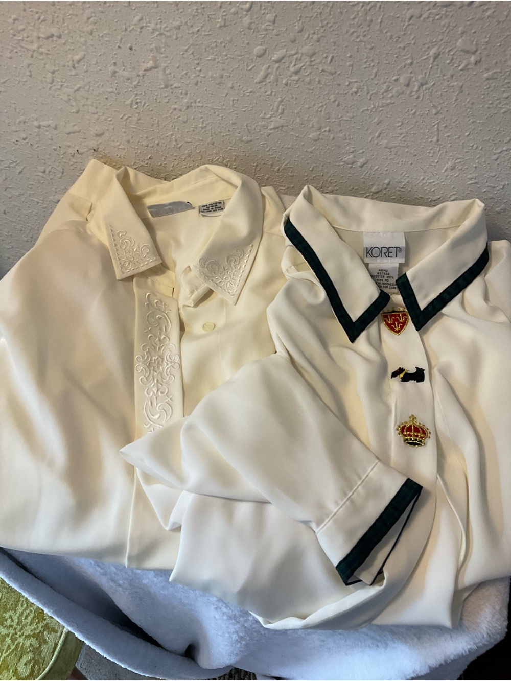 2 Vintage Koret Women's Embroidered Cream L/S Button Down Dress Shirt Scotty Dog
